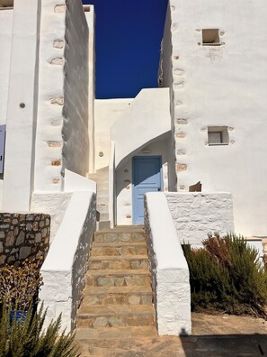 Exterior detail - Sea View Cycladic Home - 5 min Walk from the Beach (Paros)