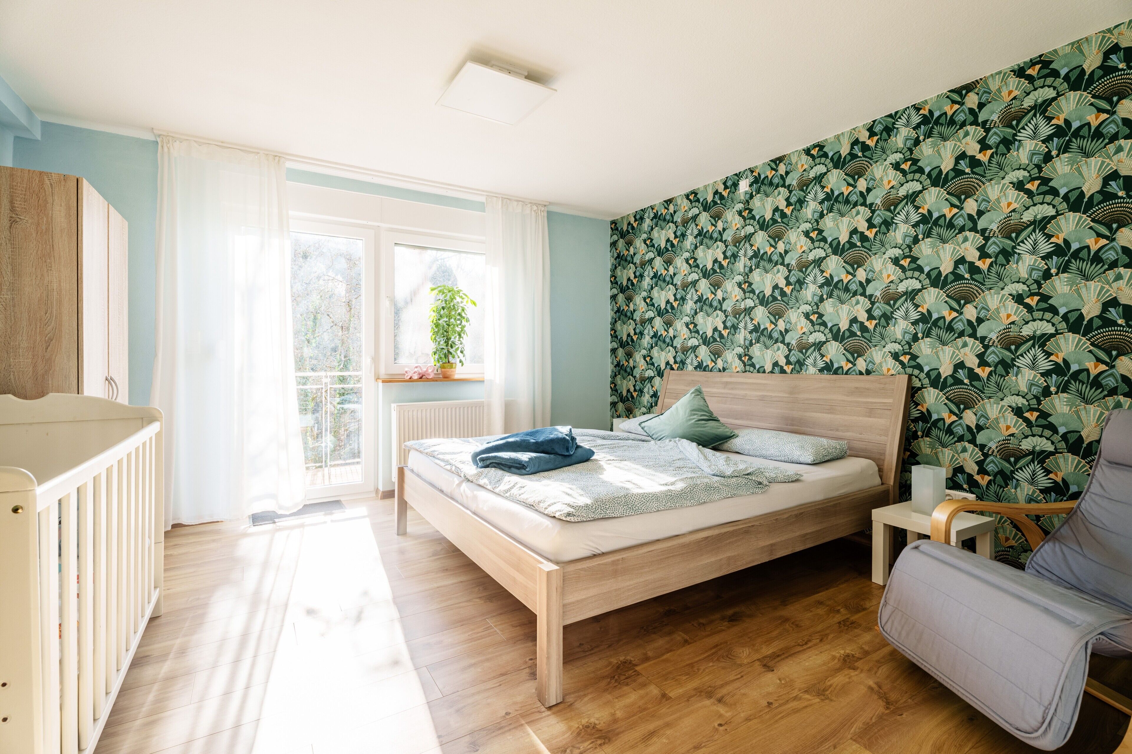 Fer et planche à repasser, Wi-Fi, literie fournie