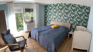 Fer et planche à repasser, Wi-Fi, draps fournis