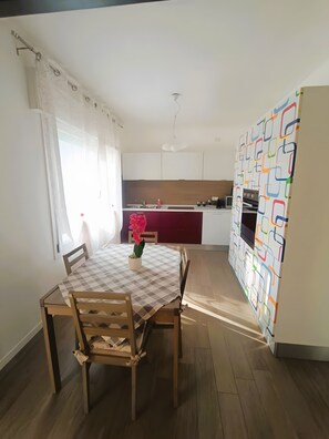 Dining - Grazia Family Apartment Ground Floor with Wi-Fi (Jesolo)