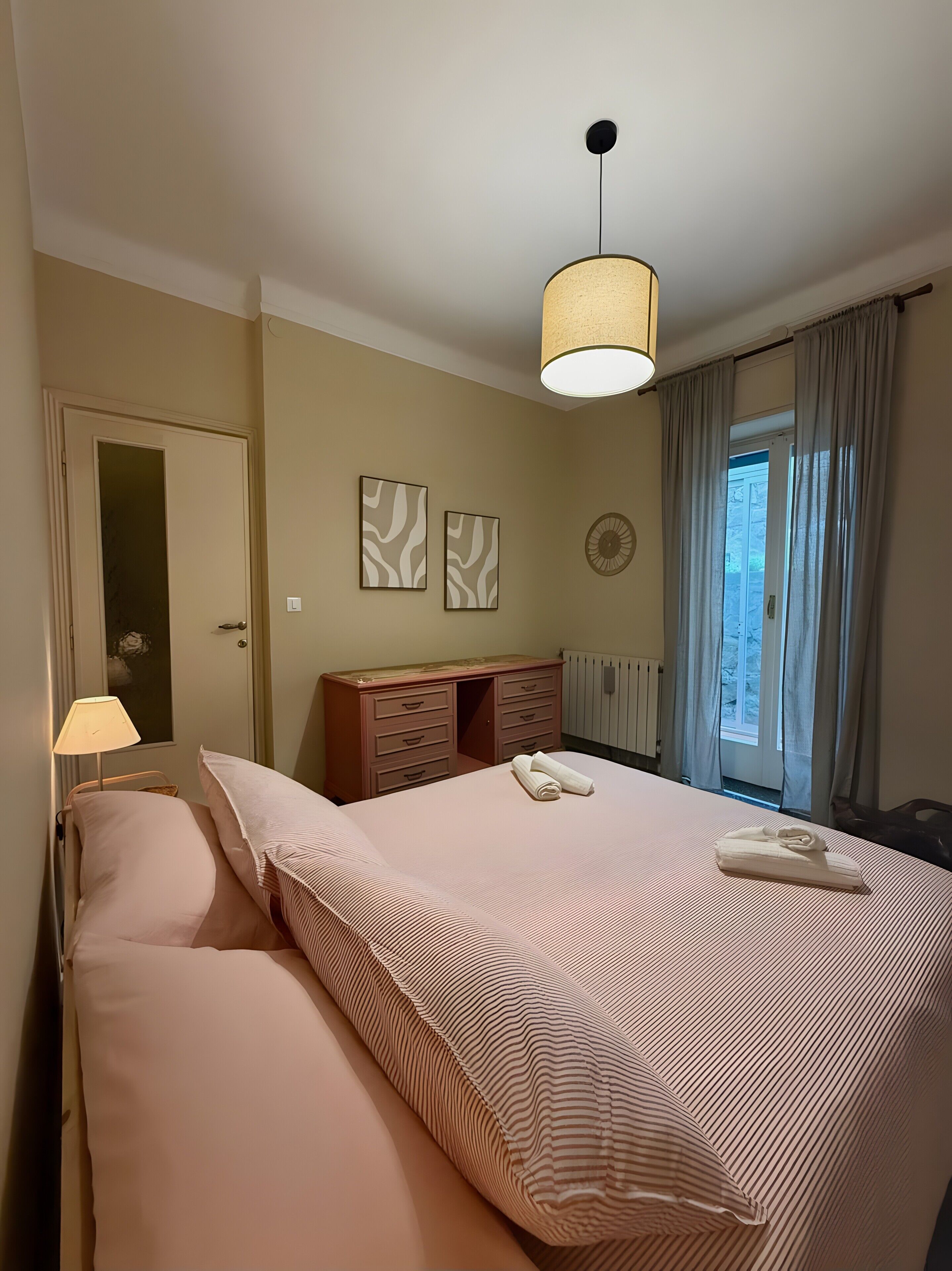 熨斗/熨衣板、WiFi、床单