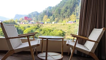 Luksussviitti, näköala pihalle | Sisätilat