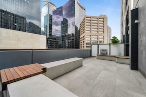 Terrace/patio - Two-Bedroom City View Apartment Opposite Southern Cross Station (West Melbourne)