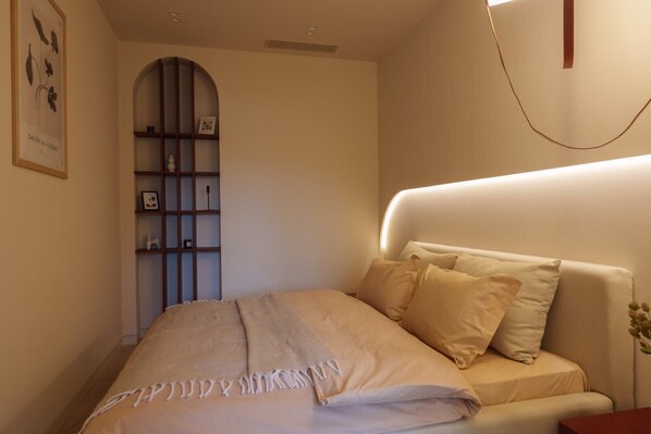 Design Apartment, Non Smoking | Laptop workspace, iron/ironing board, free WiFi - Designer suites on Mashtots avenue (Yerevan)