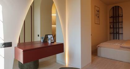 Designer suites on Mashtots avenue