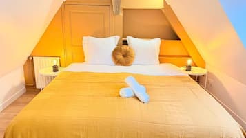 4 bedrooms, travel crib, free WiFi