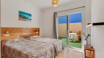 Bügeleisen/Bügelbrett, WLAN, Bettwäsche