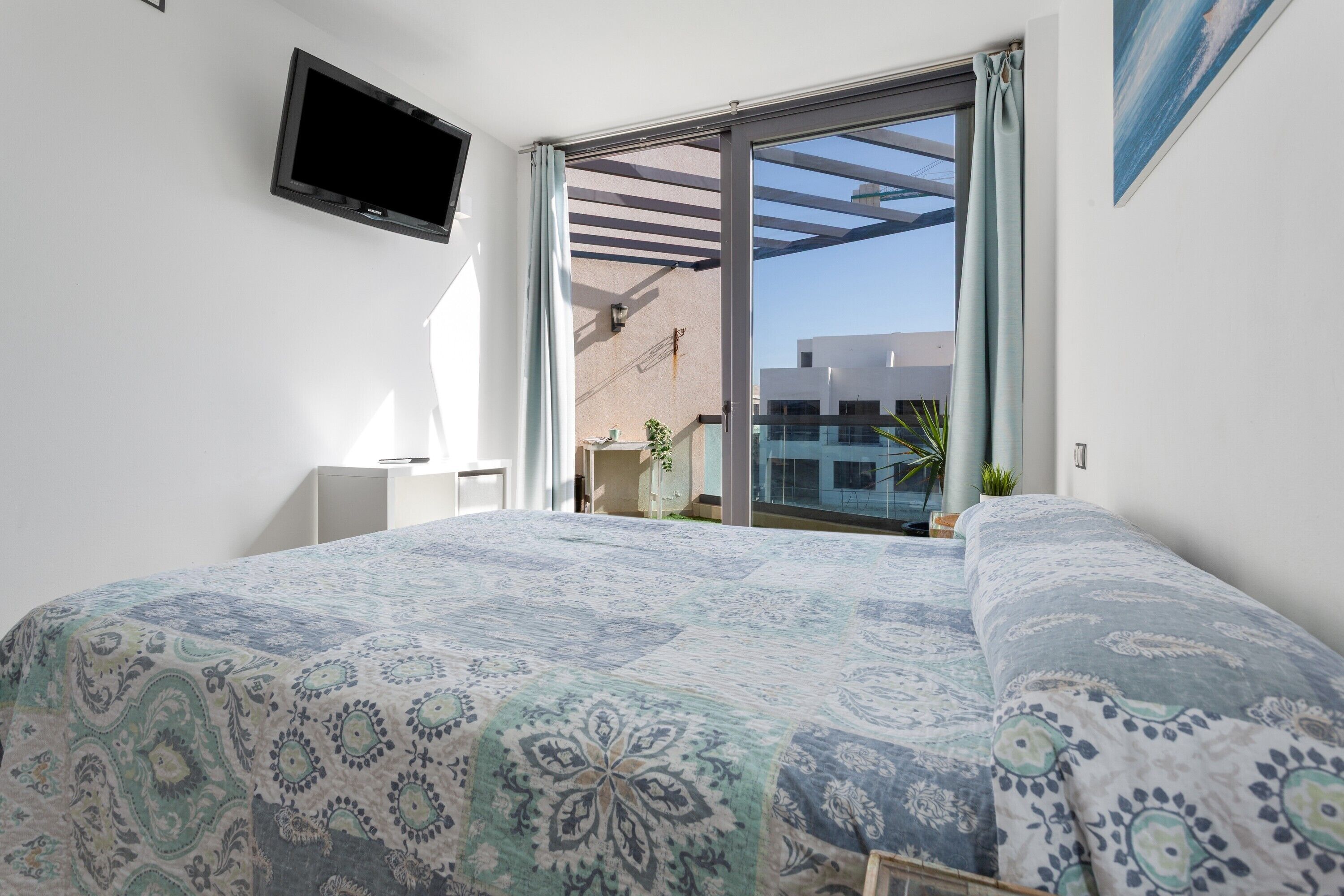 Strykejern/-brett, wi-fi og sengetøy