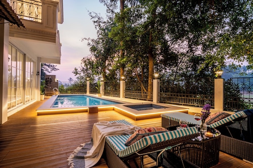 ELIVAAS Prive Suntuarios Casa Ivy 4 BHK 