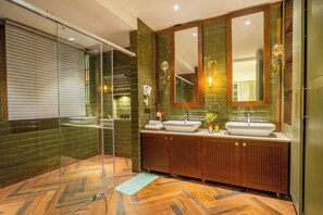 Luxury Villa, Balcony, City View | Bathroom - ELIVAAS Prive Suntuarios Casa Ivy 4 BHK  (Assagao)