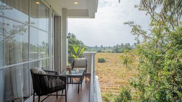 Luxury Villa, Balcony, City View | Terrace/patio