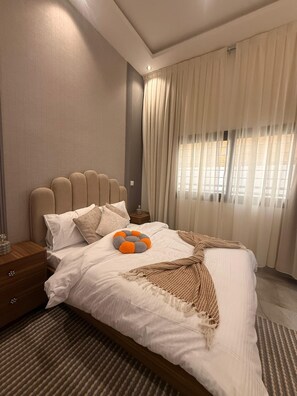 5 bedrooms, iron/ironing board, free WiFi, bed sheets - La Villa Bella Vista - Your Serene Escape in Somone (M'bour)