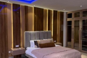 Iron/ironing board, free WiFi, bed sheets - Vrbo Property (M'bour)