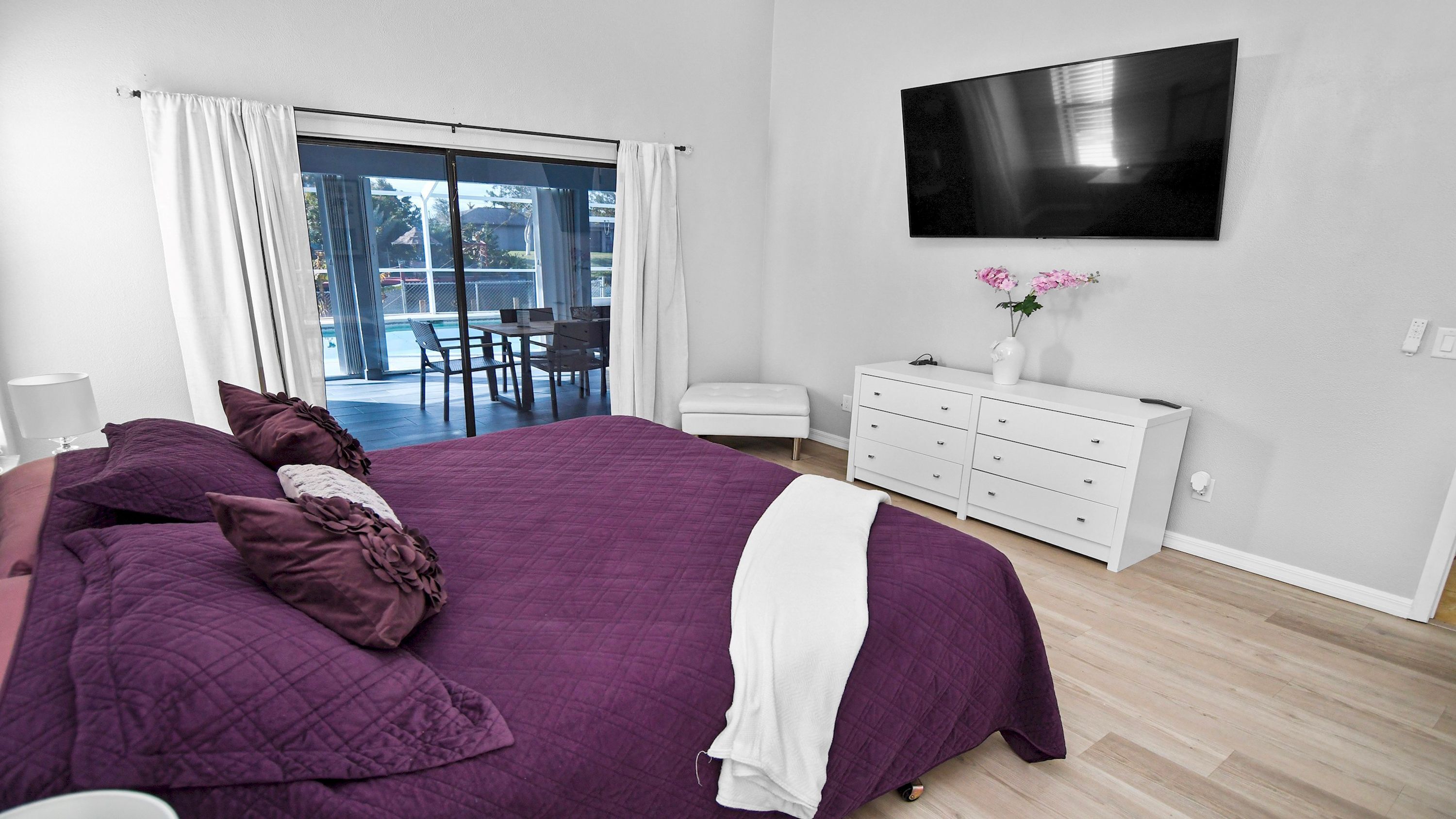 3 bedrooms, Internet