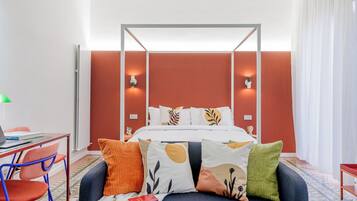 1 bedroom, desk, free WiFi, bed sheets