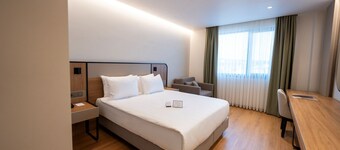 REIWA BUSINESS HOTEL