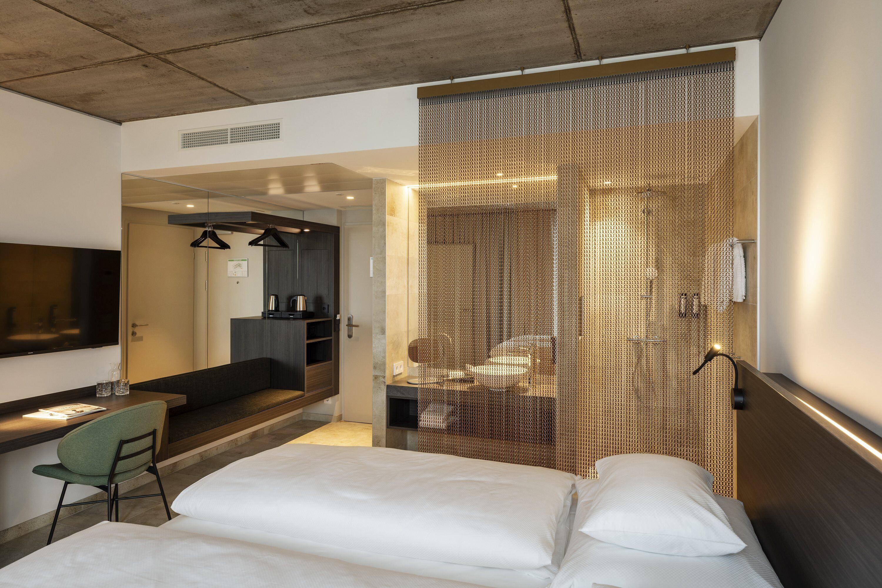 Superior Double or Twin Room | In-room safe, desk, laptop workspace, blackout curtains