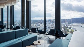 Bar (in der Unterkunft)