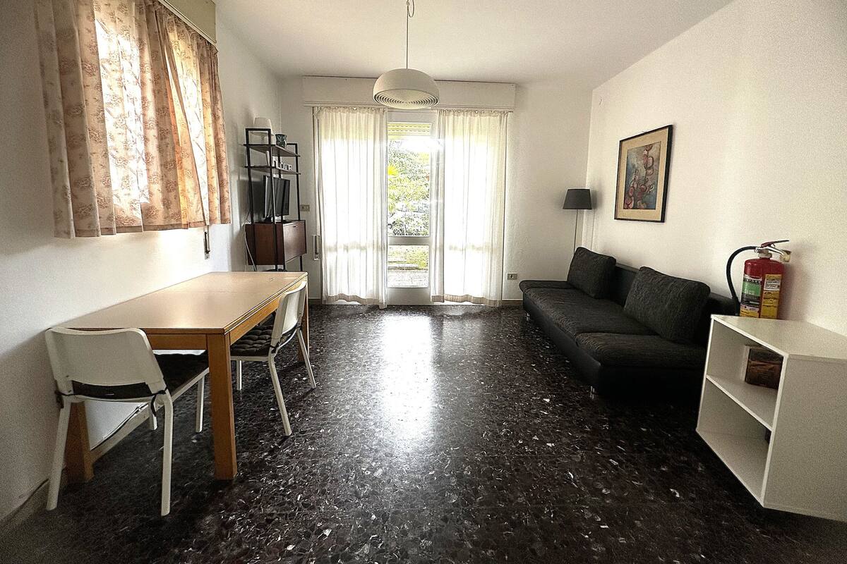 Villa, 3 Bedrooms, Patio, Garden View | Dining room