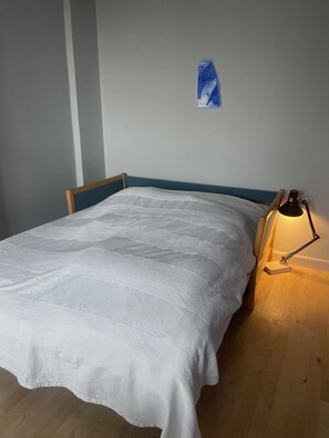 Iron/ironing board, WiFi, bed sheets - splendid view of the Bay in listed architecture,  heart of Aarhus (Aarhus)