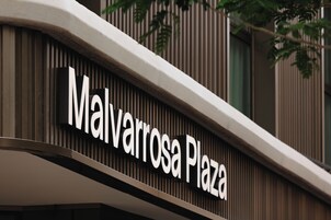Señal de la Plaza Malvarrosa.