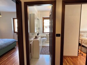 Reiseseng for barn og wi-fi (inkludert)