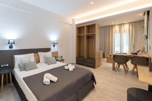 Standard Suite, Balcony, Partial Sea View | In-room safe, free WiFi - Petani Beach Suites (Lixouri)