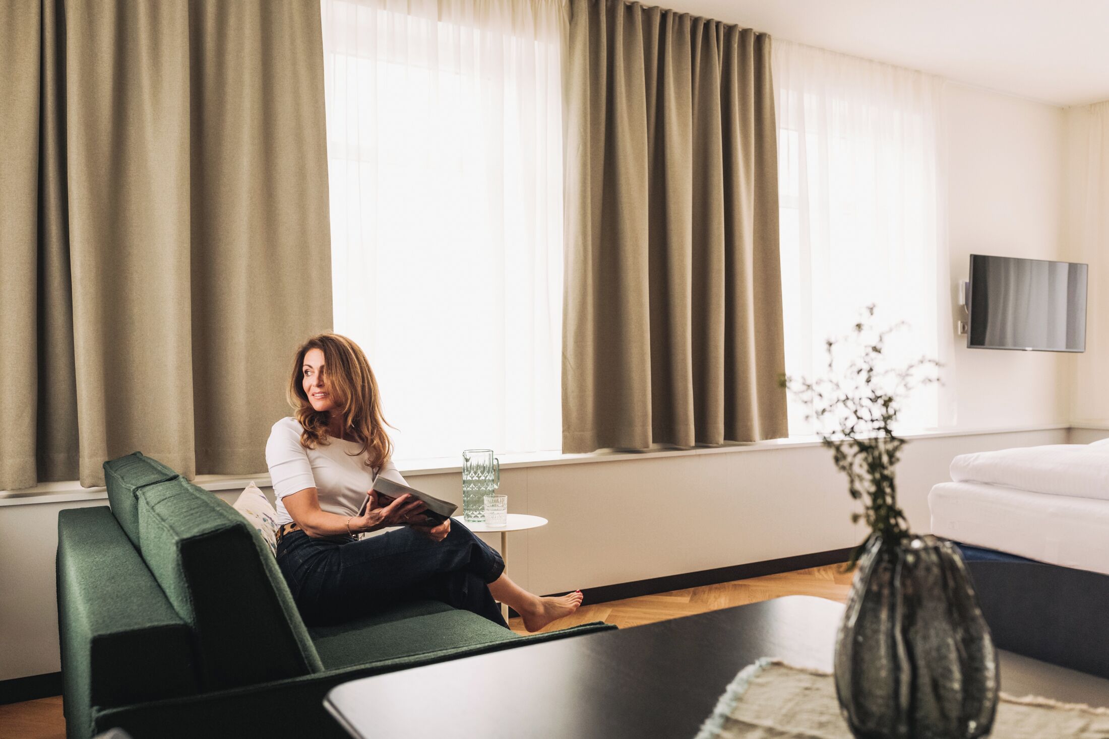 Deluxe Studio Suite | Living area