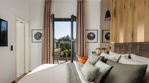4 bedrooms, iron/ironing board, free WiFi, bed sheets - Villa Luxor by Villas Guide (Zambratija)