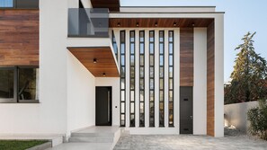 Exterior detail - Villa Luxor by Villas Guide (Zambratija)