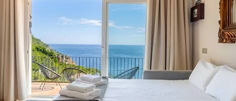 アイロン / アイロン台、WiFi、ベッドシーツ