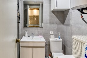 Chuveiro, secador de cabelo