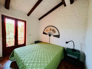 熨斗/熨衫板、Wi-Fi、床單