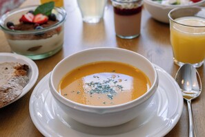 매일 뷔페 무료 아침 식사 포함