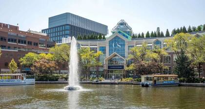 Steps to Cambridge Crossing | Free Breakfast