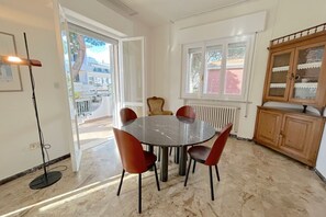 Dining - Prioli First Floor Flexrent Abyssinia (Riccione)