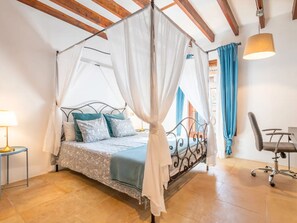Iron/ironing board, free WiFi, bed sheets - Town house in Alagaida (Algaida)