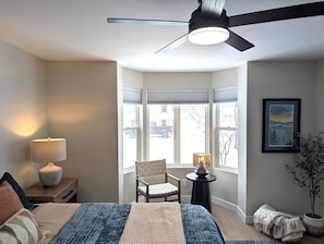 3 bedrooms, free WiFi, bed sheets