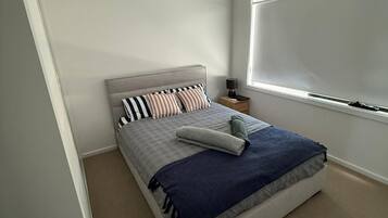 3 bedrooms, WiFi, bed sheets