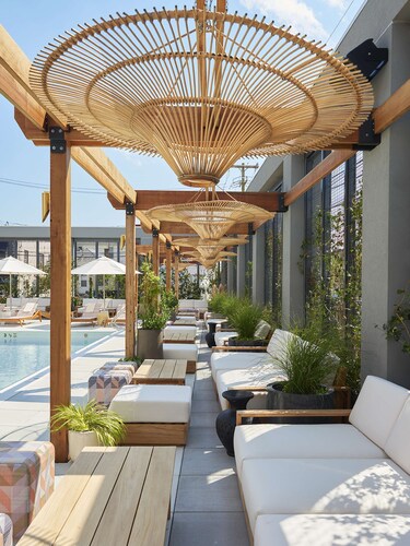 NYC Beach Stay | Spa. Pool. Shuttle + Rooftop Bar