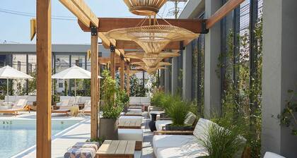 NYC Beach Stay | Spa. Pool. Shuttle + Rooftop Bar