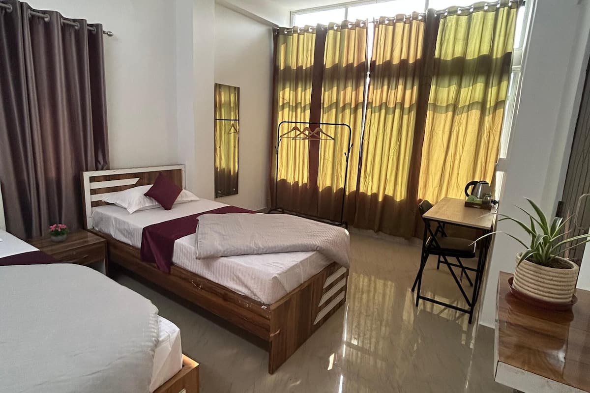 Iron/ironing board, free WiFi