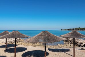 Beach nearby - Holiday home with air conditioning (Dajla)
