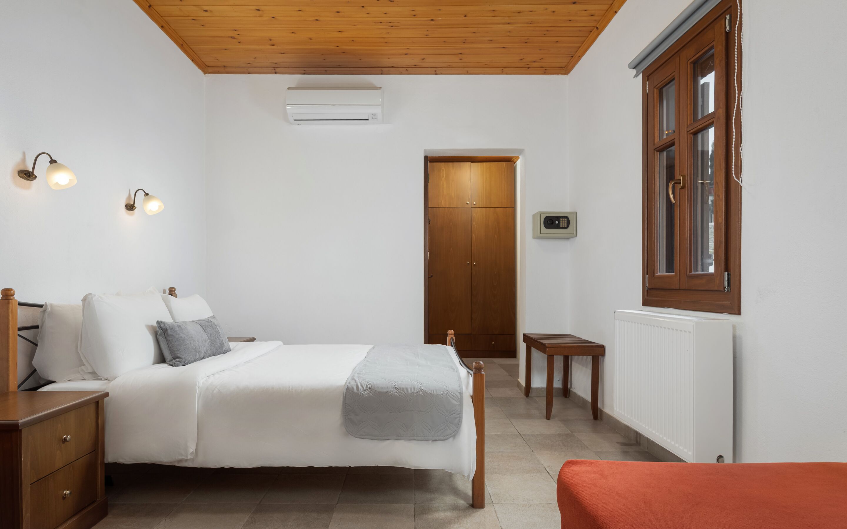 Deluxe Suite, Sea View | Egyptian cotton sheets, premium bedding, down duvets, memory-foam beds