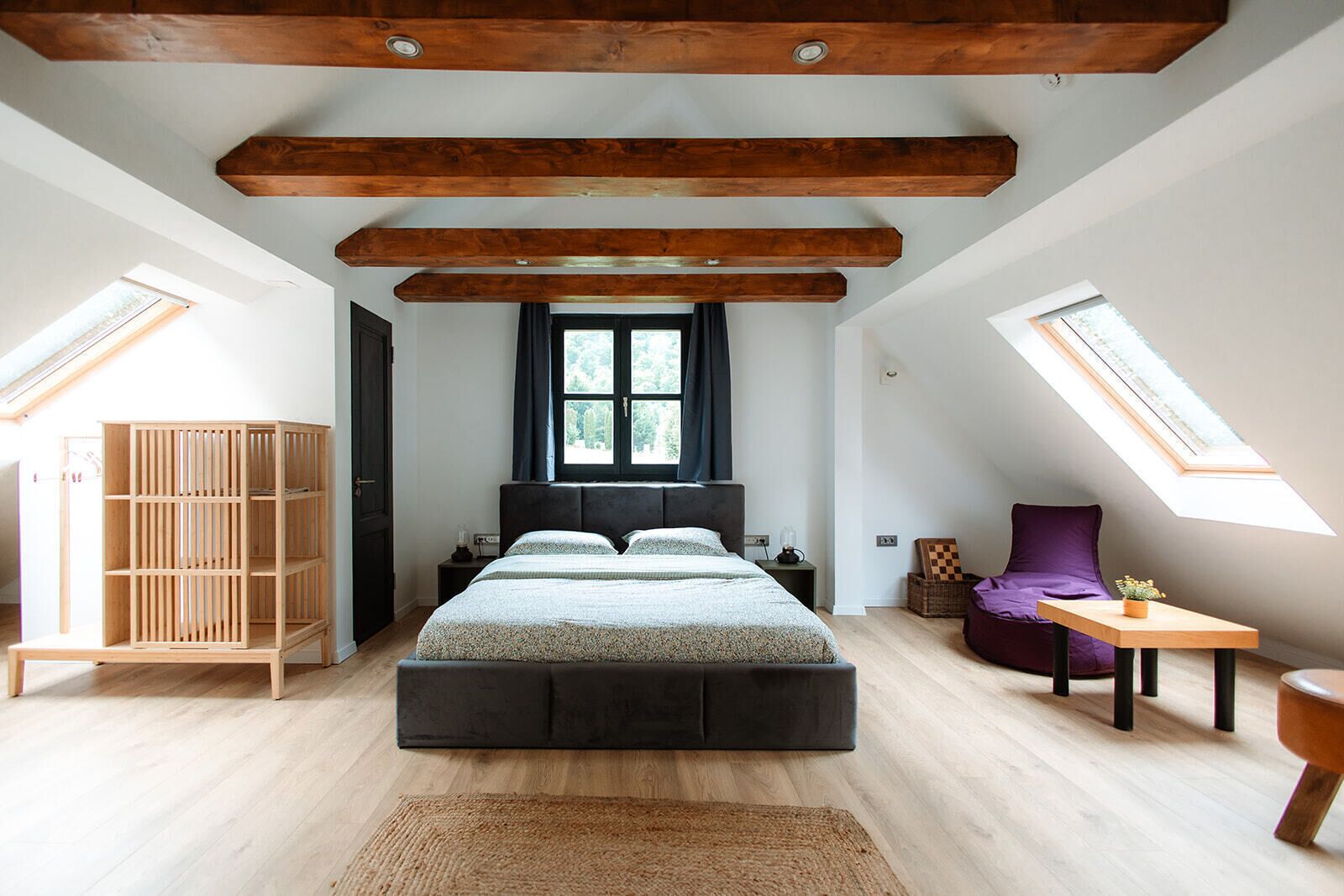 1 bedroom, iron/ironing board, Internet, bed sheets