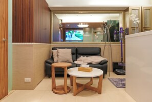 Lobby - Warm Taipei 2BR. MRT at Door. Comfort & Fast Wi-Fi (Taipei City)