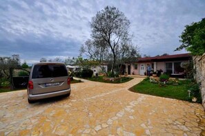 Exterior - Bungalow with terrace and barbecue facilities (Umag)