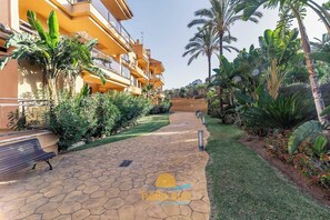 Property grounds - 80 – Cozy Apartment with Pool in La Cala de Mijas! (Mijas)