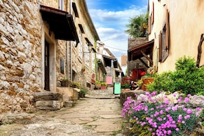Property grounds - Holiday apartment with air conditioning and terrace (Rabac)