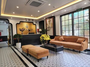 Deluxe Quadruple Room | Lobby - Anara Sapa Hotel & Coffee (Sa Pa)